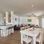 Vespera Villa